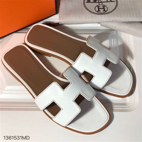 hermes slippers bestellen|Hermes female slippers.